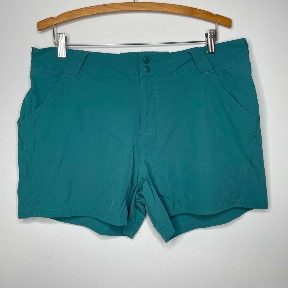 Columbia PFG shorts teal size 16‎